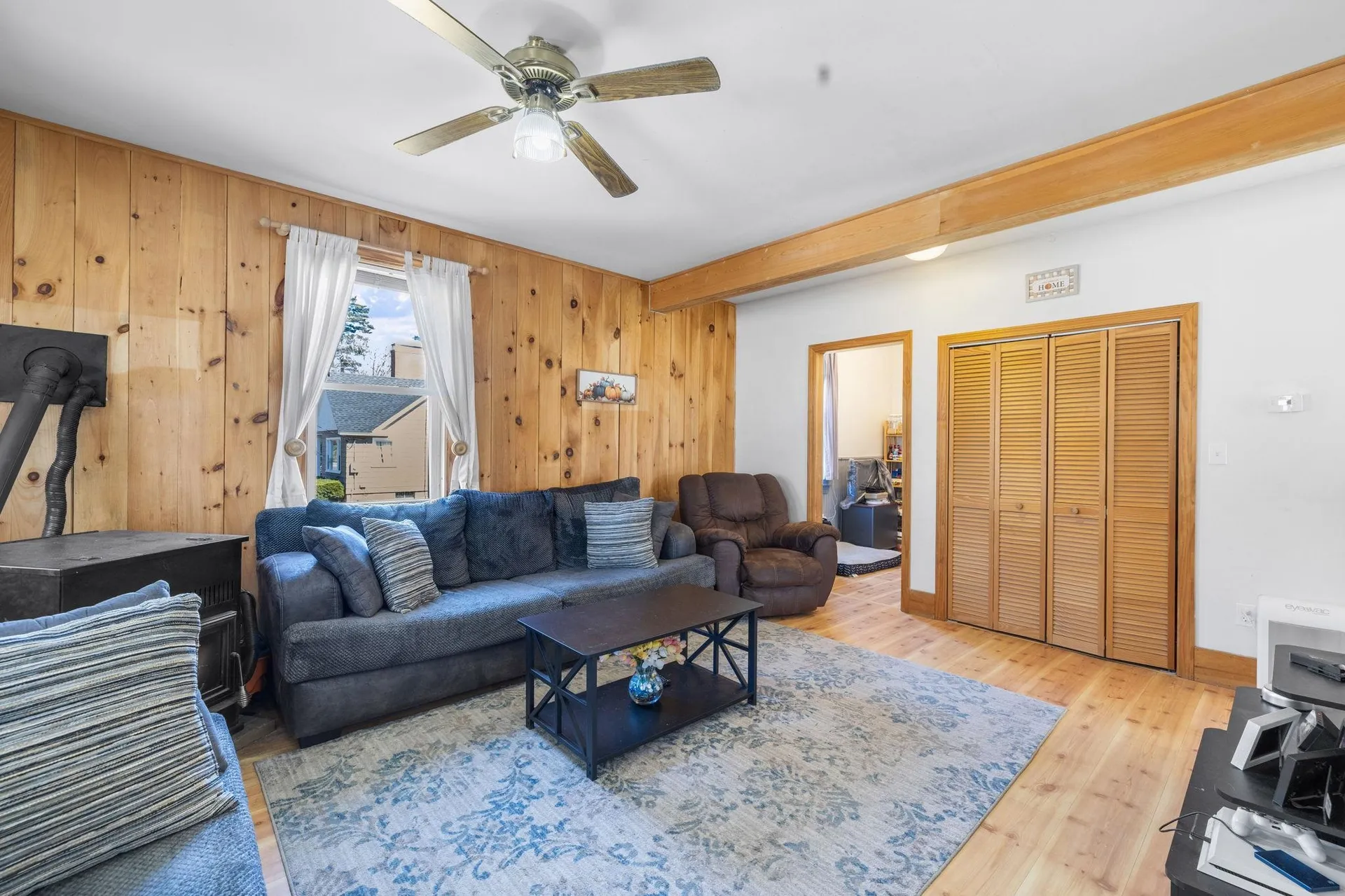 196 Ward Street Manchester NH 03104