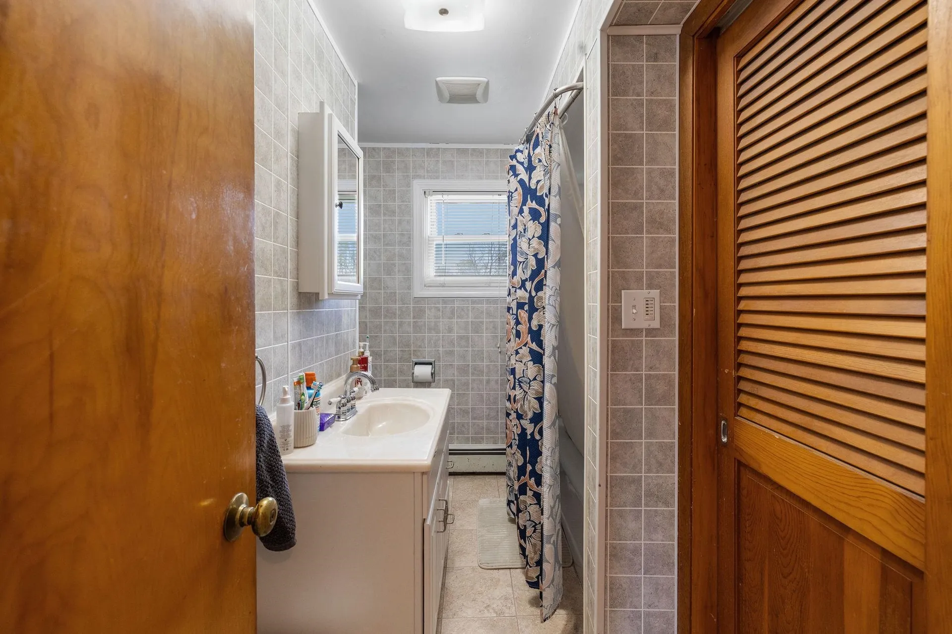 196 Ward Street Manchester NH 03104