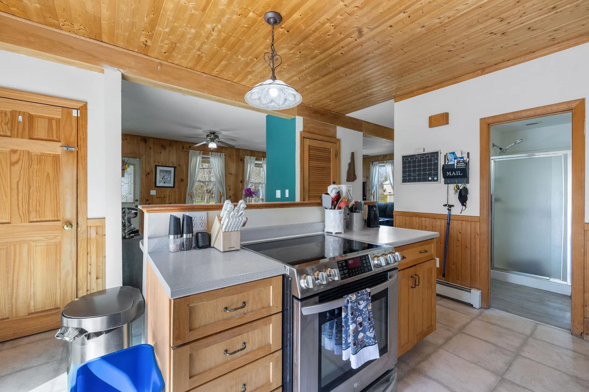 196 Ward Street Manchester NH 03104