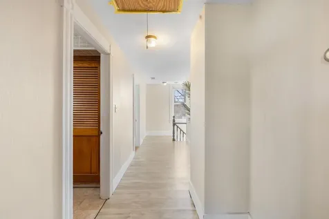 196 Ward Street Manchester NH 03104