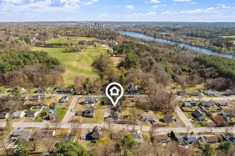 196 Ward Street Manchester NH 03104