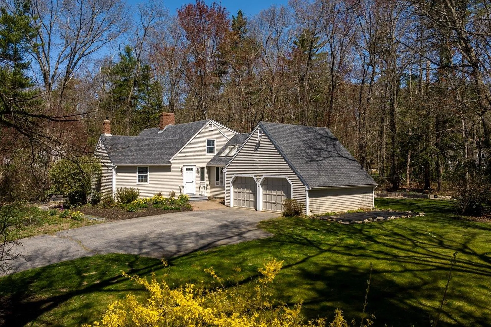 9 Oak Drive Hampton Falls NH 03844