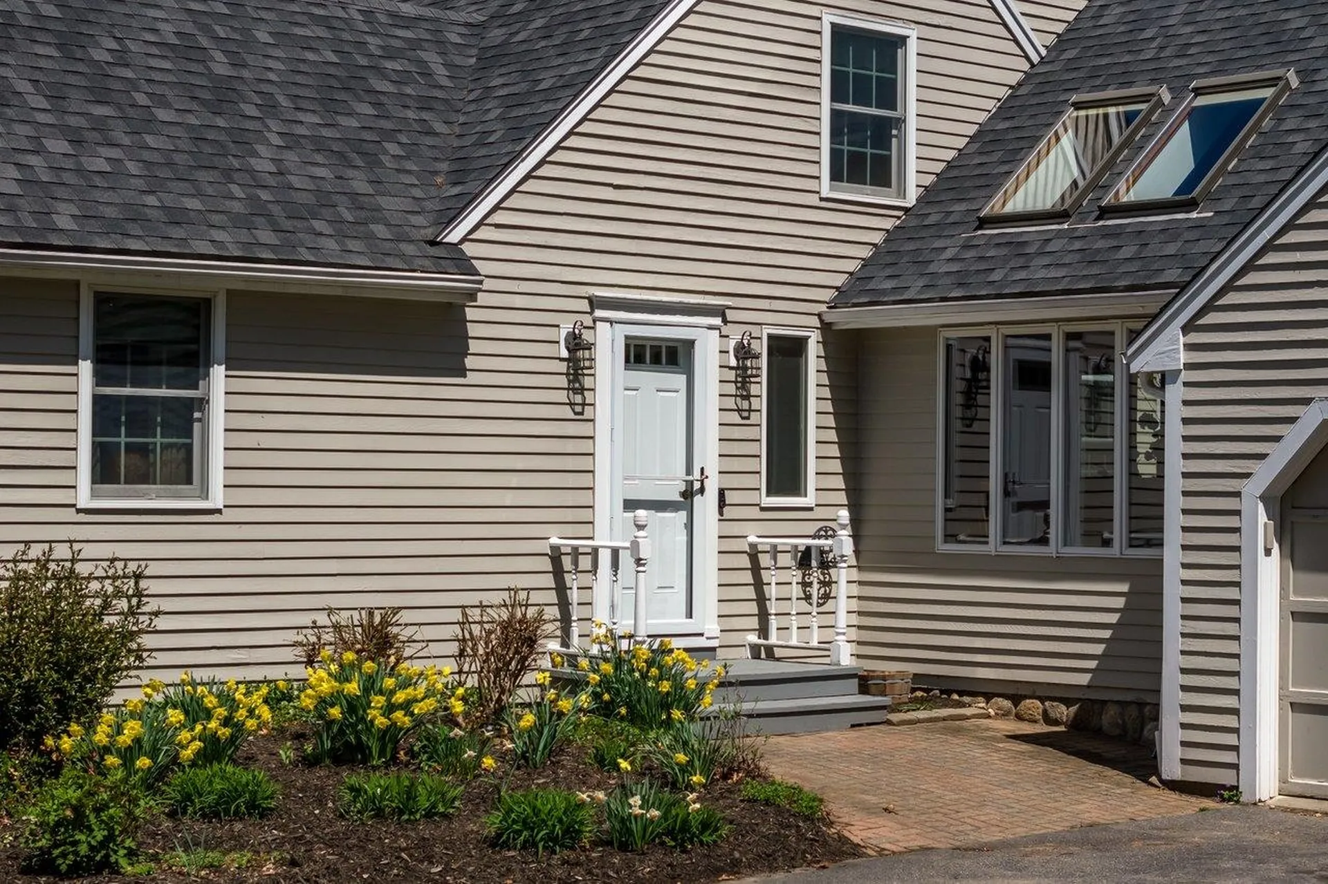 9 Oak Drive Hampton Falls NH 03844