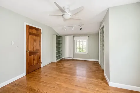 9 Oak Drive Hampton Falls NH 03844