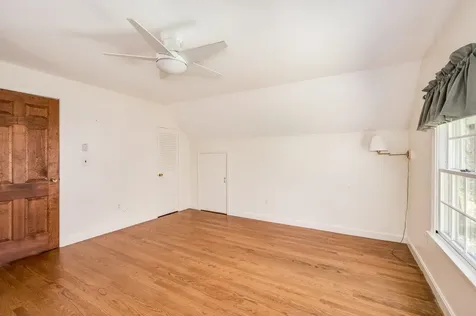 9 Oak Drive Hampton Falls NH 03844