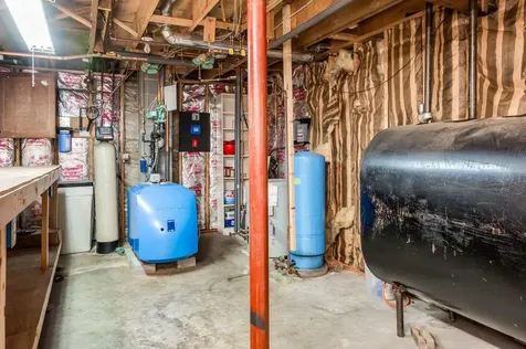 9 Oak Drive Hampton Falls NH 03844