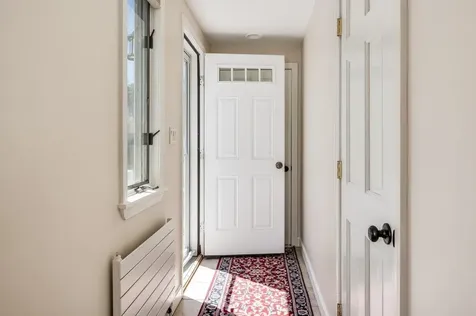 9 Oak Drive Hampton Falls NH 03844