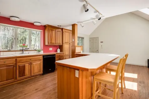 9 Oak Drive Hampton Falls NH 03844