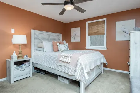 14 Settlers Lane Derry NH 03038