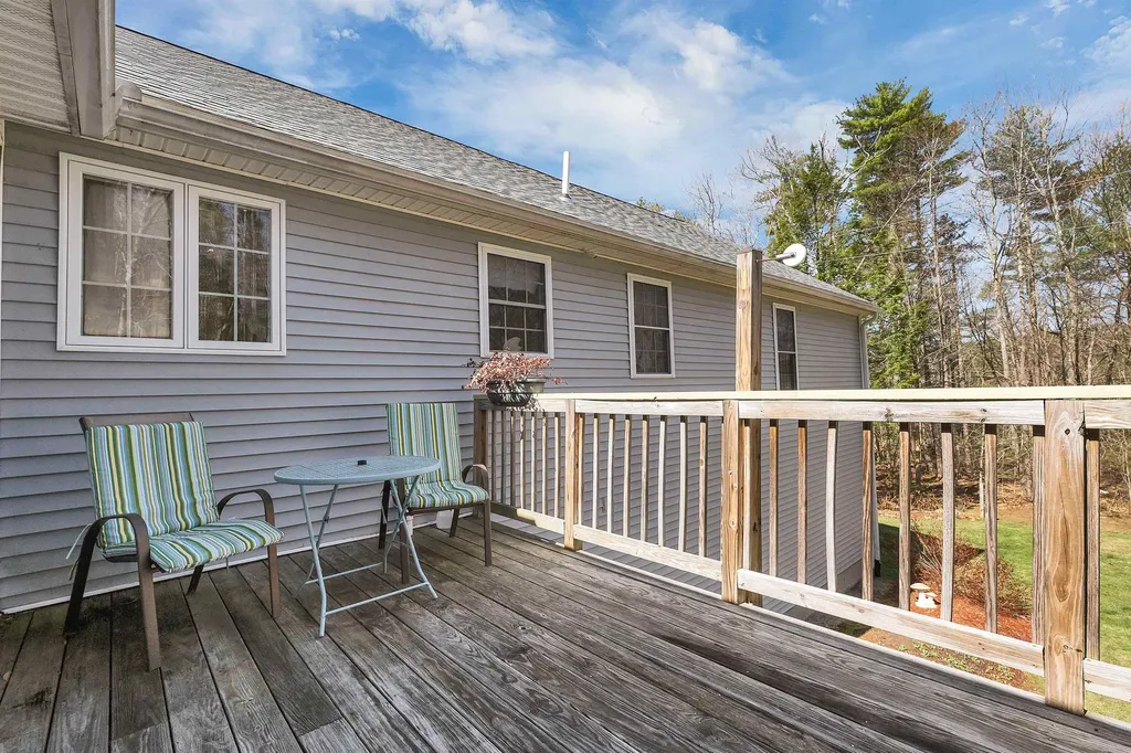 51 Winnipesaukee Drive Wolfeboro NH 03894