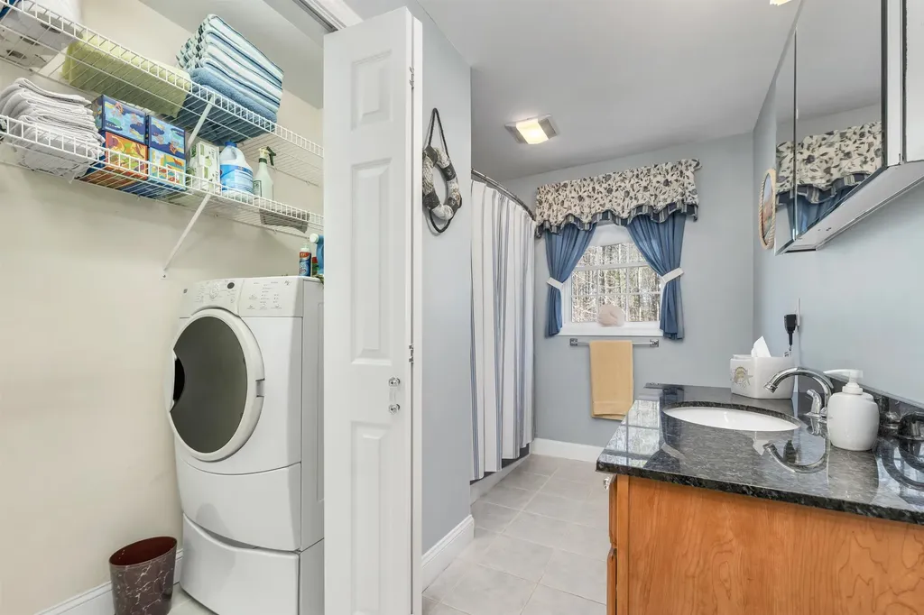 51 Winnipesaukee Drive Wolfeboro NH 03894