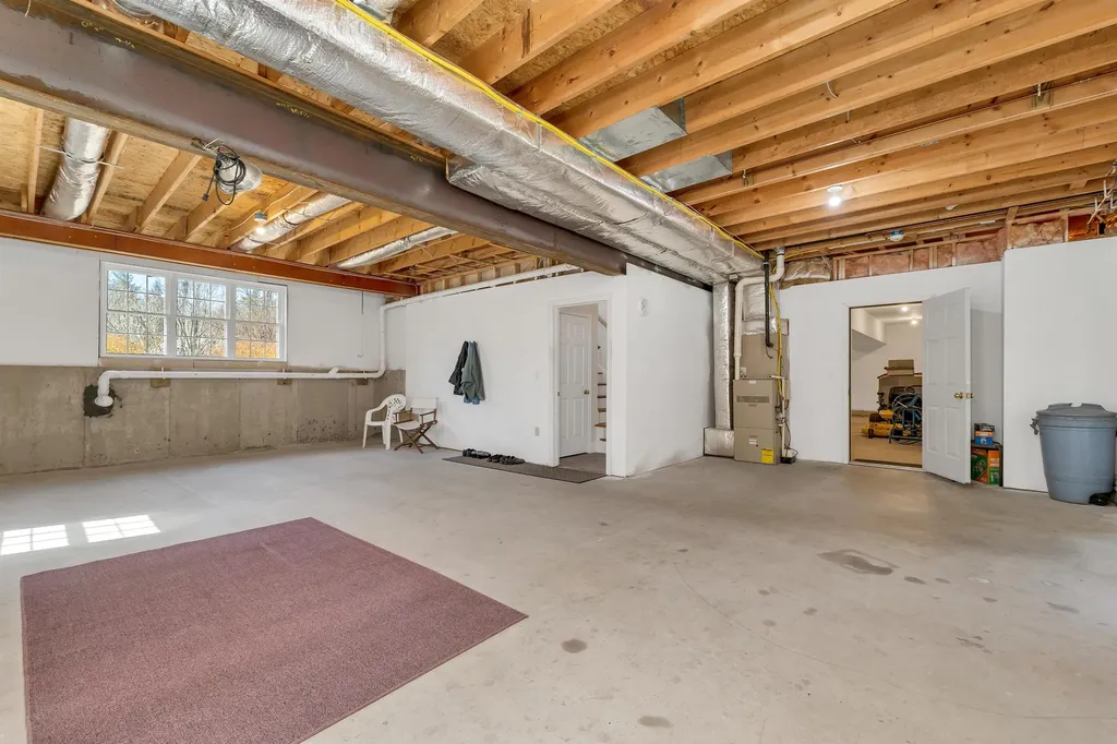 51 Winnipesaukee Drive Wolfeboro NH 03894