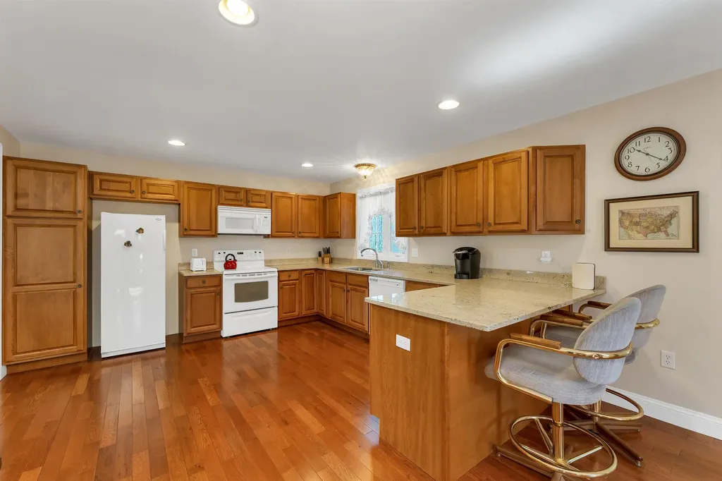 51 Winnipesaukee Drive Wolfeboro NH 03894