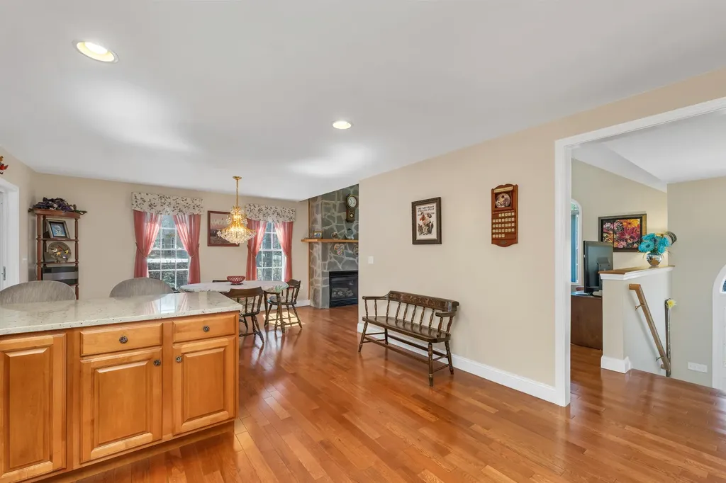 51 Winnipesaukee Drive Wolfeboro NH 03894