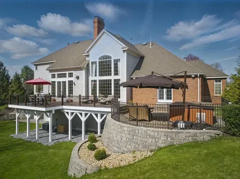 7 Champagne Terrace Bedford NH 03110