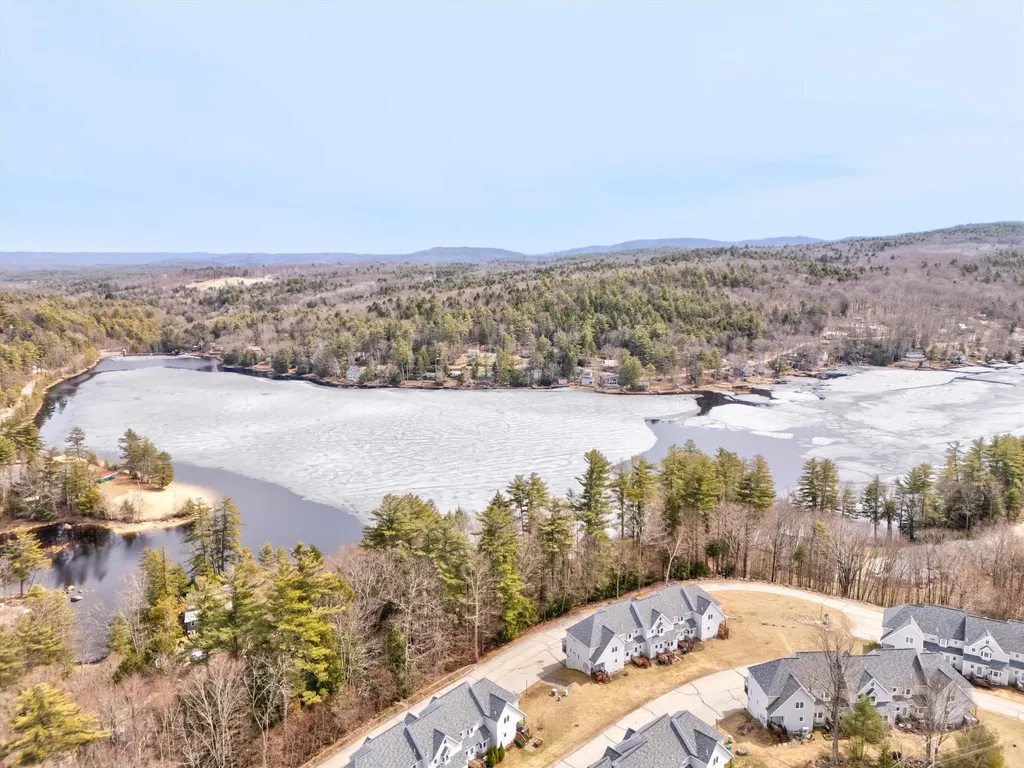 35 Collins Landing Road Weare NH 03281