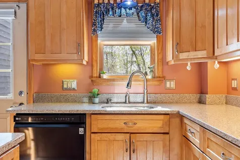 14 Granite Avenue Salem NH 03079