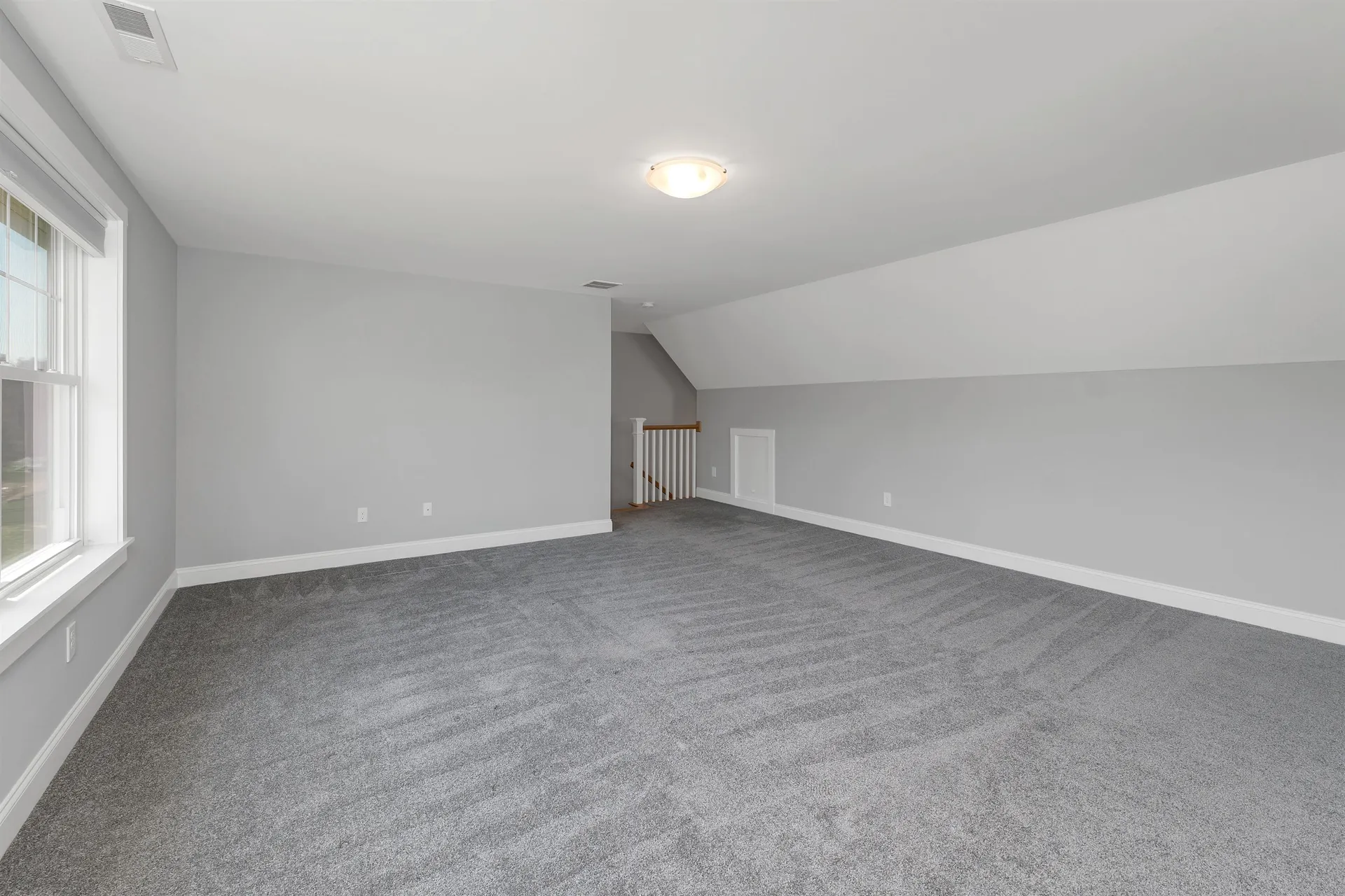 59 Clover Lane Londonderry NH 03053