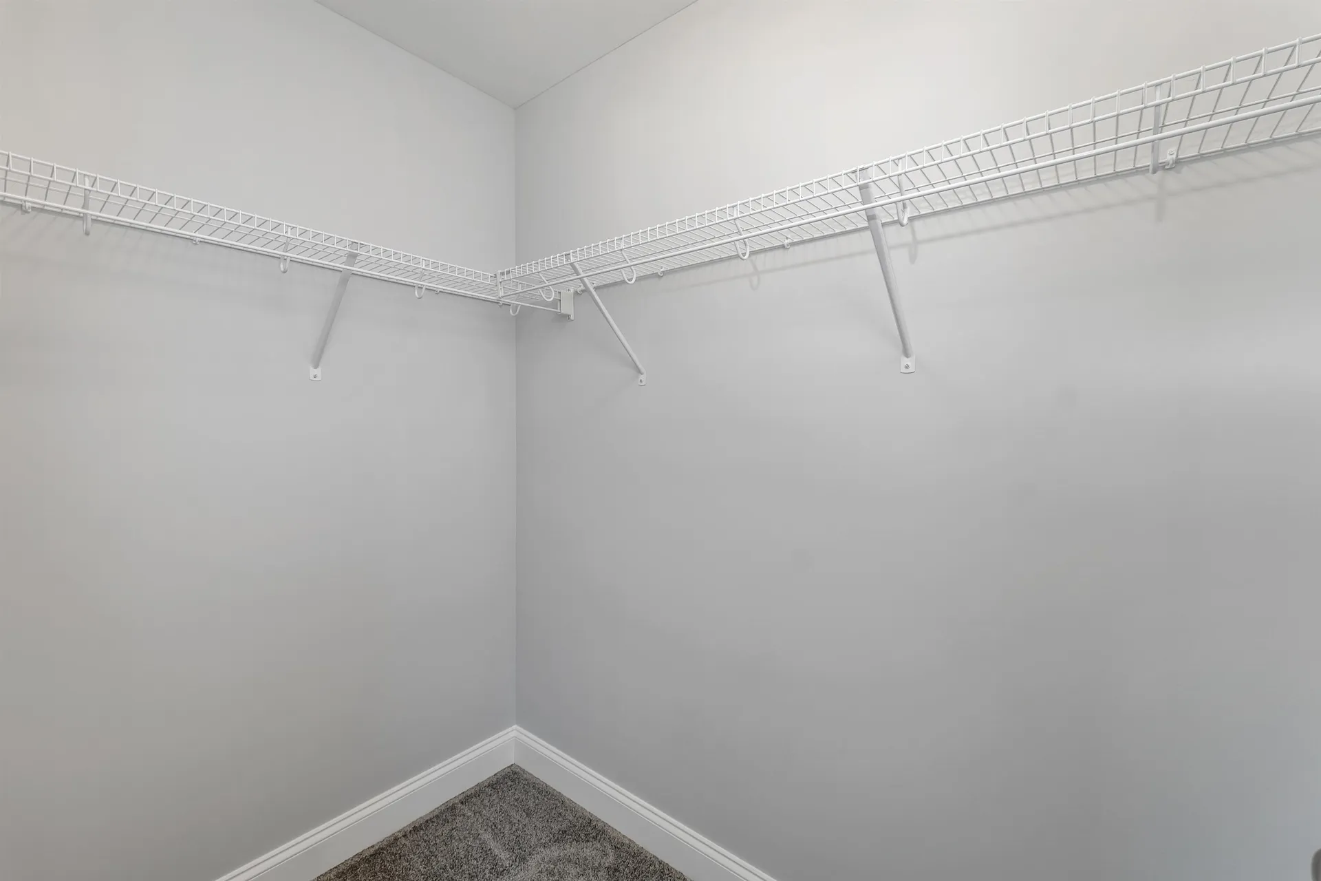 59 Clover Lane Londonderry NH 03053