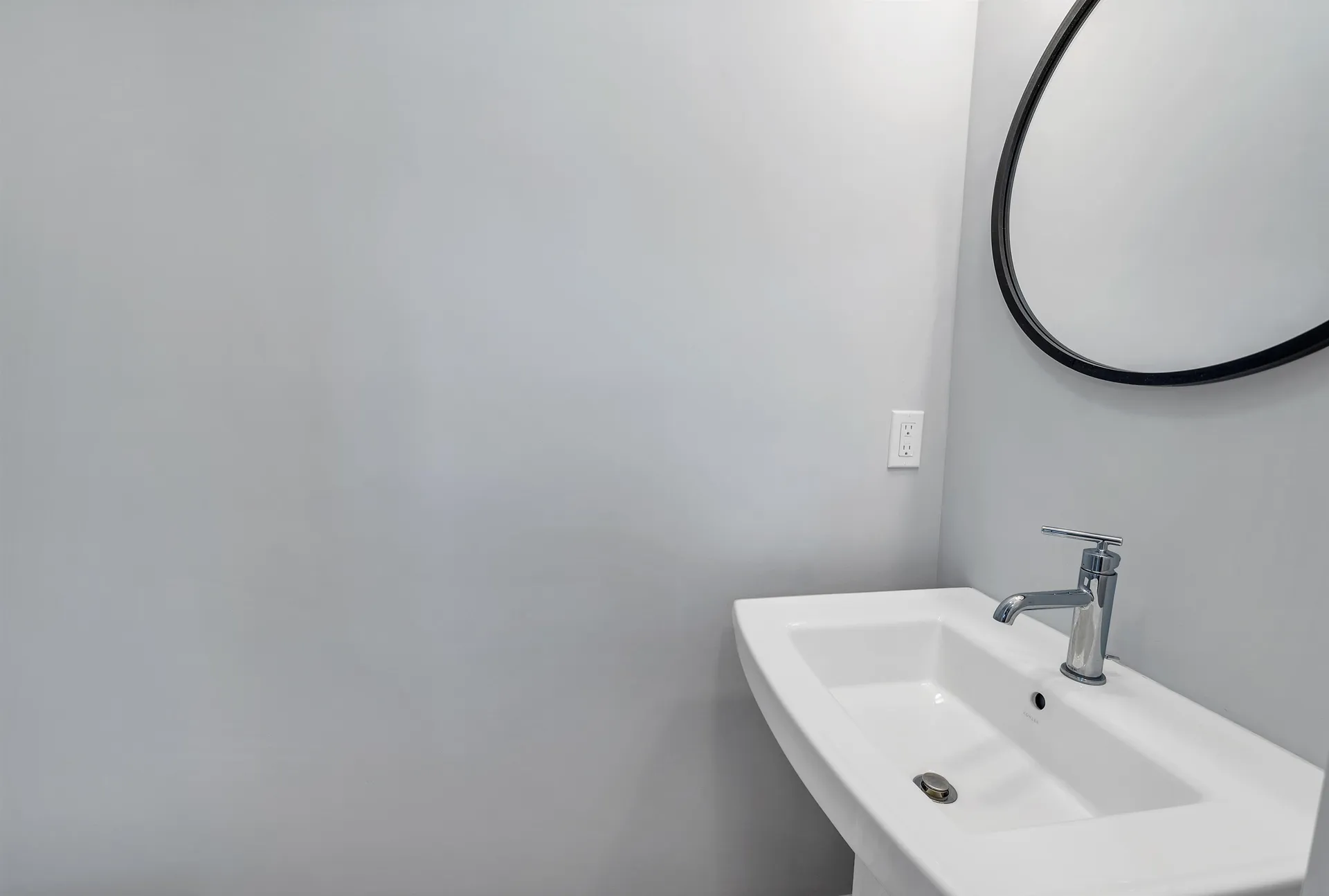 59 Clover Lane Londonderry NH 03053