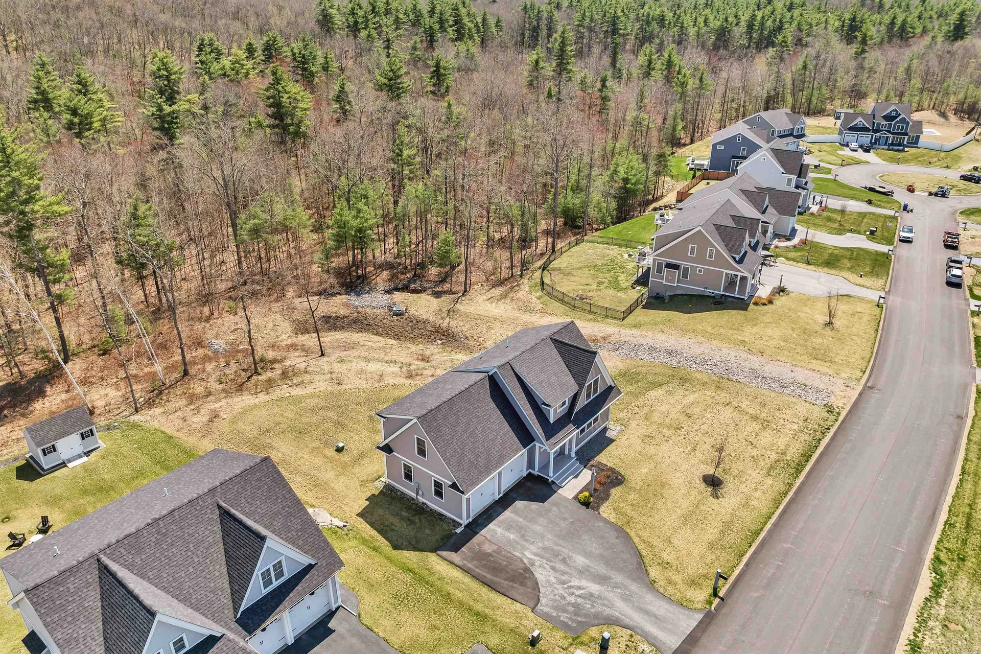 59 Clover Lane Londonderry NH 03053