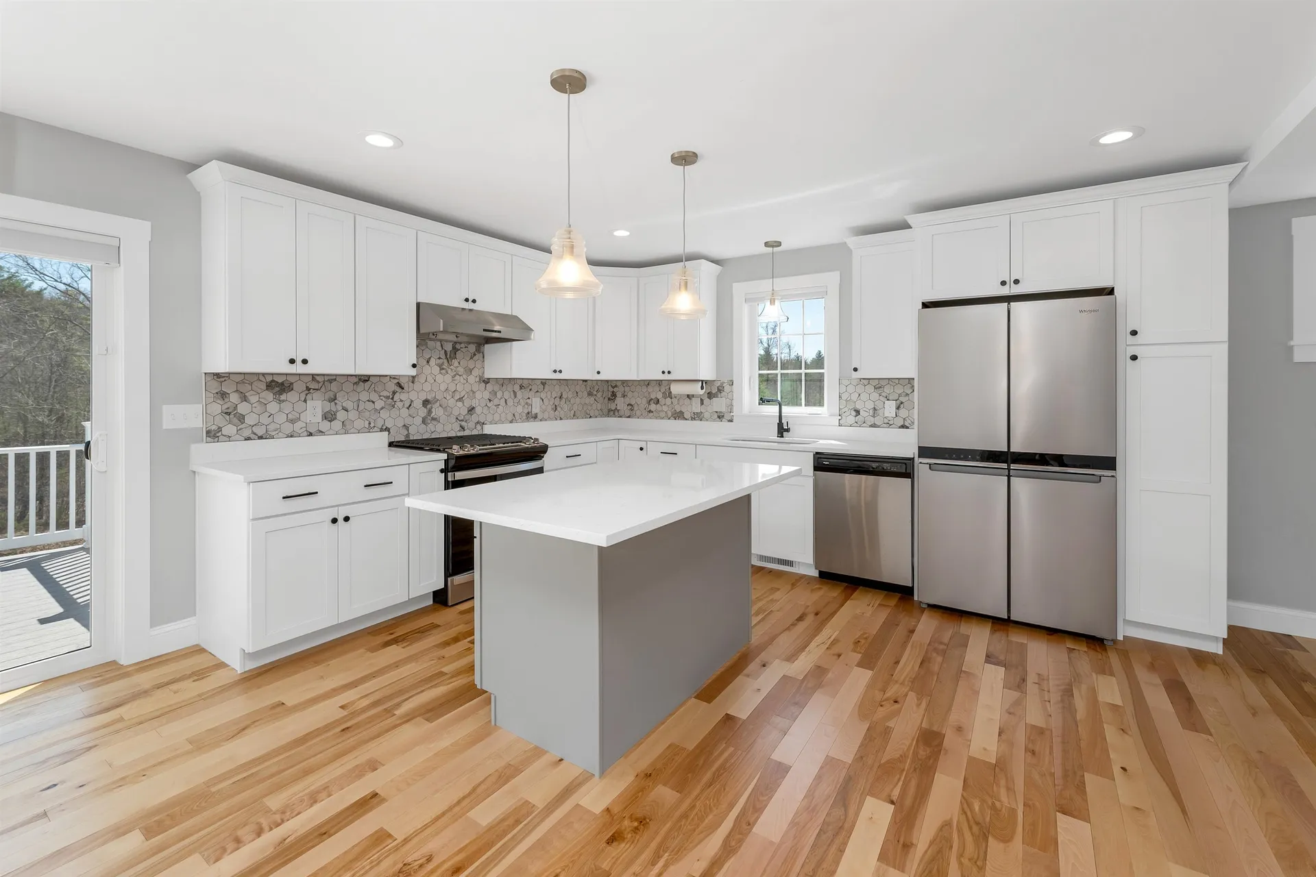 59 Clover Lane Londonderry NH 03053