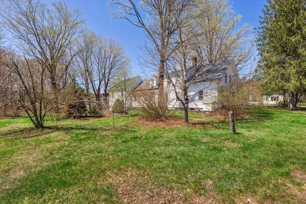 183 Nh Route 123 Marlow NH 03456-6319