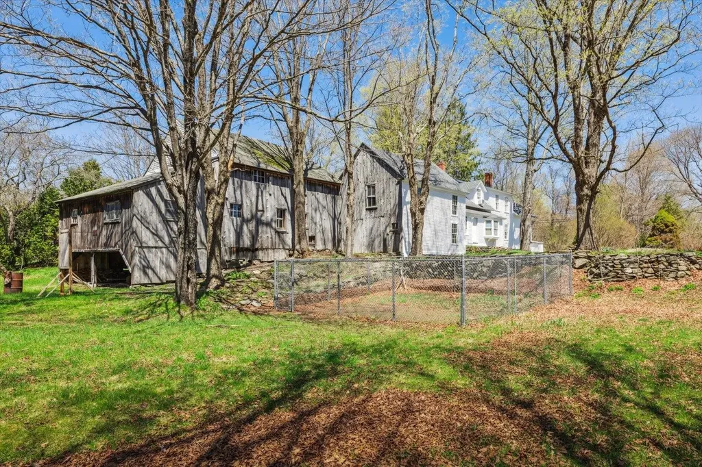 183 Nh Route 123 Marlow NH 03456-6319