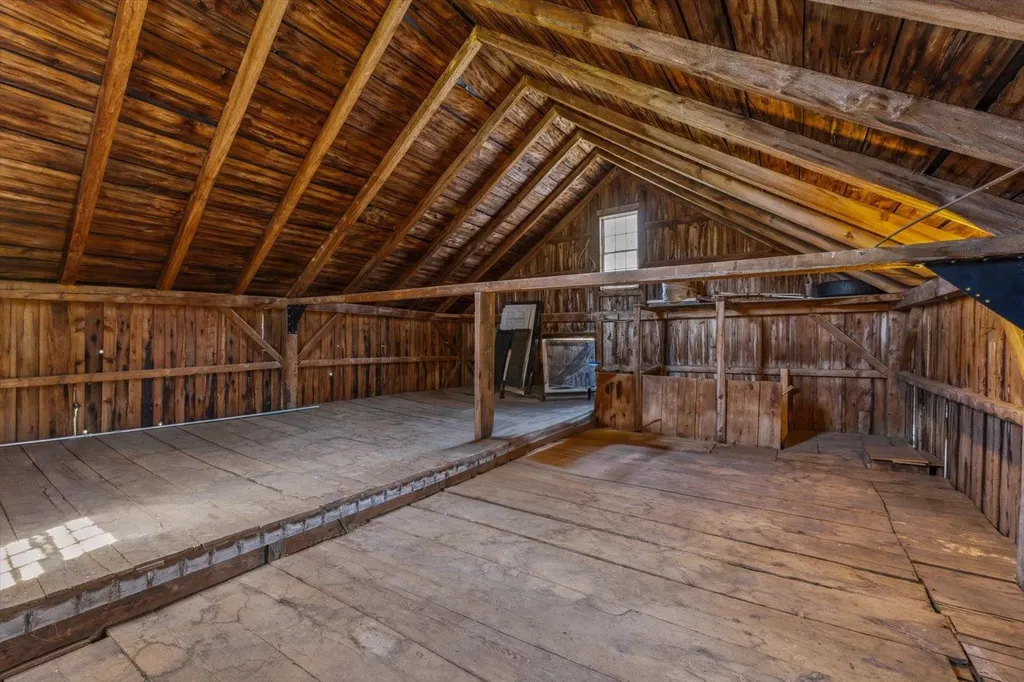 183 Nh Route 123 Marlow NH 03456-6319