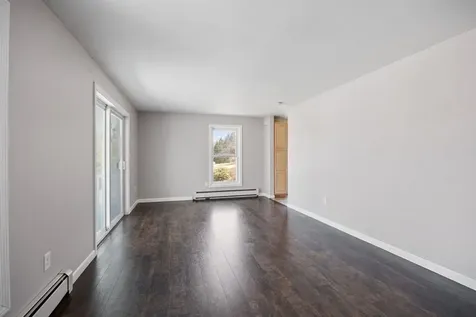22 Shelburne Lane Barnstead NH 03225