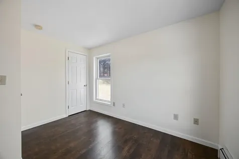 22 Shelburne Lane Barnstead NH 03225