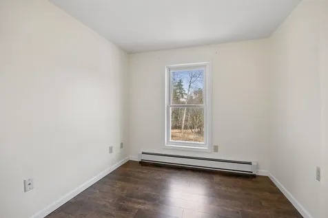 22 Shelburne Lane Barnstead NH 03225