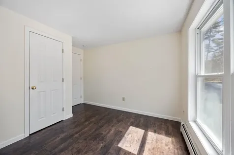 22 Shelburne Lane Barnstead NH 03225