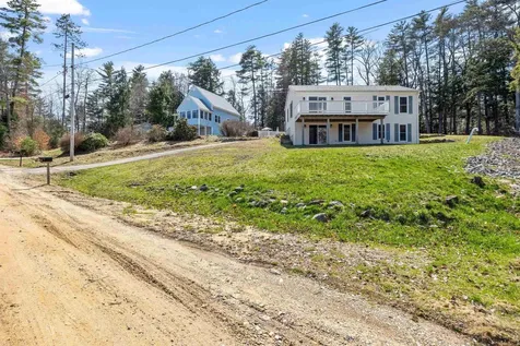 22 Shelburne Lane Barnstead NH 03225