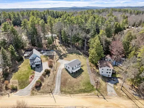 22 Shelburne Lane Barnstead NH 03225