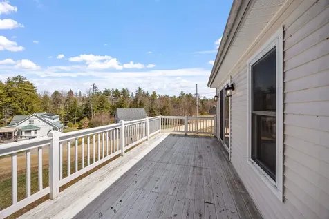 22 Shelburne Lane Barnstead NH 03225