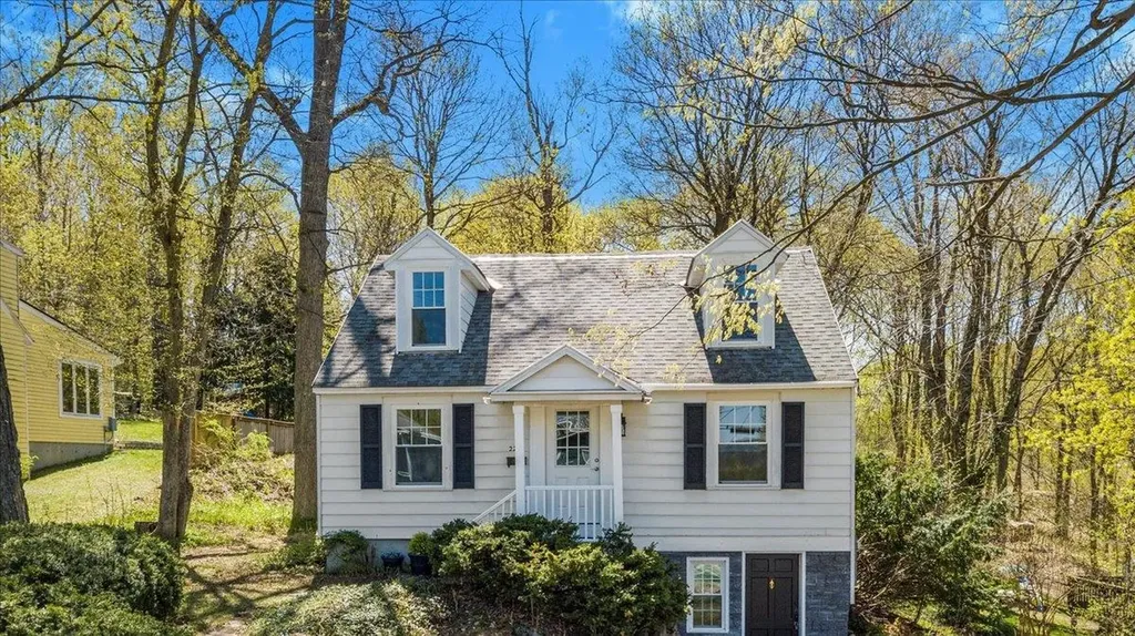 221 Grandview Street Bennington VT 05201