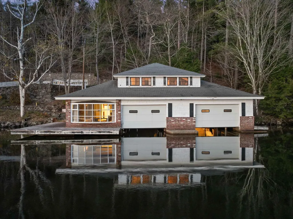 21 Silver Cascade Way Alton NH 03810