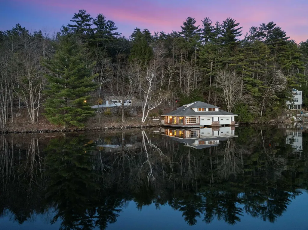 21 Silver Cascade Way Alton NH 03810