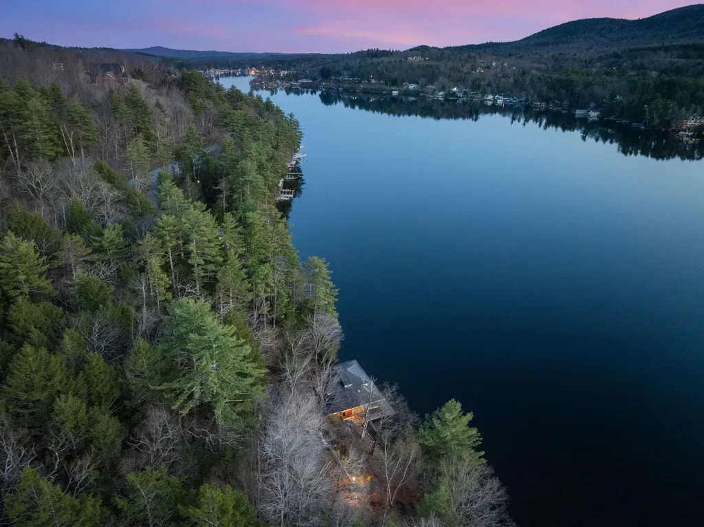 21 Silver Cascade Way Alton NH 03810