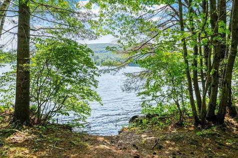 21 Silver Cascade Way Alton NH 03810