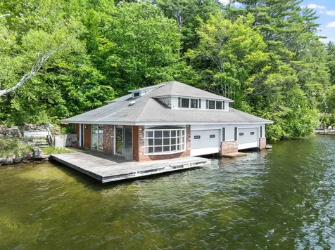 21 Silver Cascade Way Alton NH 03810