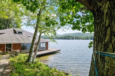 21 Silver Cascade Way Alton NH 03810