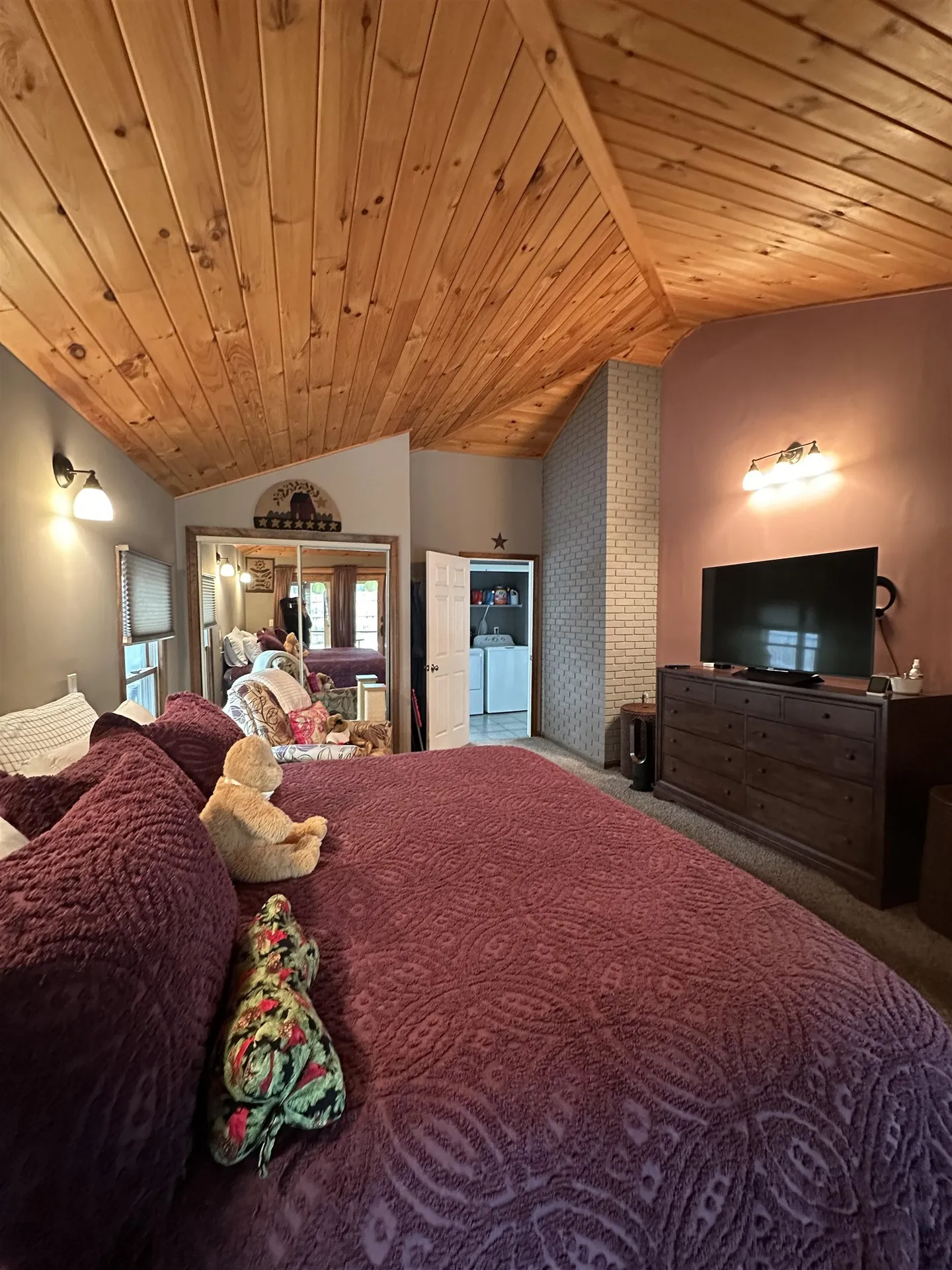 2 Hillcrest Road Essex Junction VT 05452