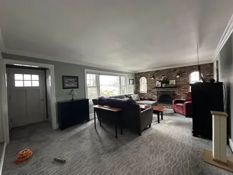 2 Hillcrest Road Essex Junction VT 05452