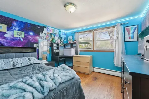 8 Brian Avenue Salem NH 03079