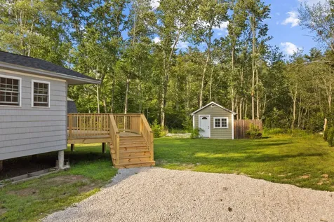 7 Ferndale Road Raymond NH 03246