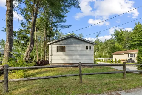 7 Ferndale Road Raymond NH 03246