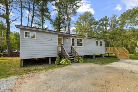 7 Ferndale Road Raymond NH 03246