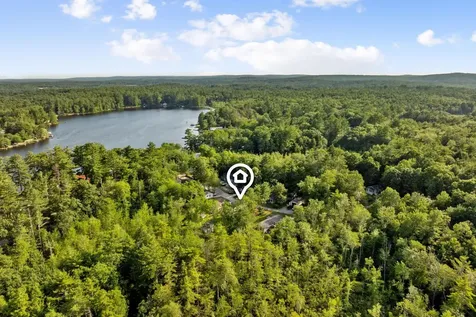 7 Ferndale Road Raymond NH 03246